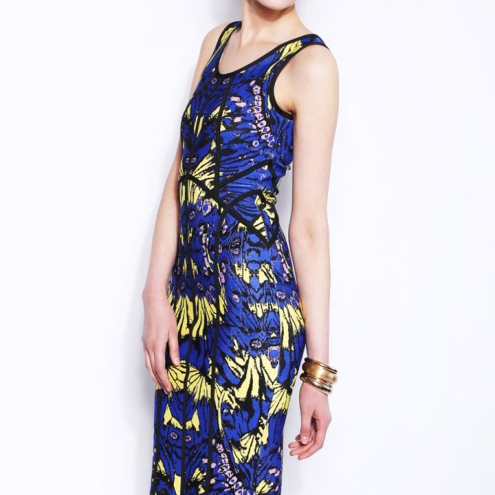 Dress - Picture 2 of 3